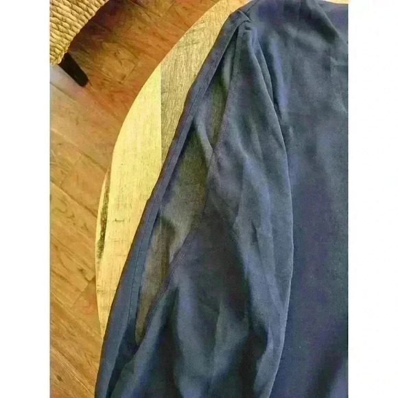 Lulu's Peek a Boo Shoulder Shift Dress Naby Blue M Womens Chiffon - Picture 5 of 6